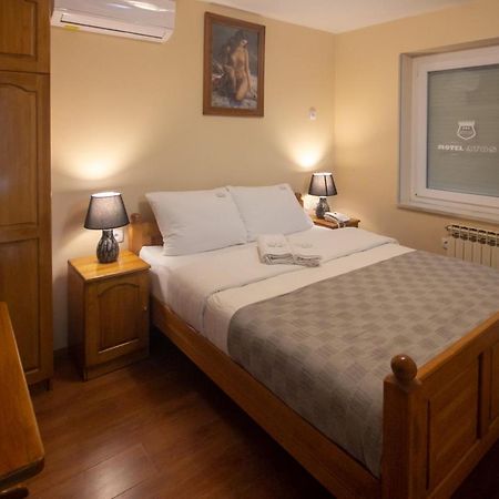 Motel Atos Laktaši Exteriér fotografie