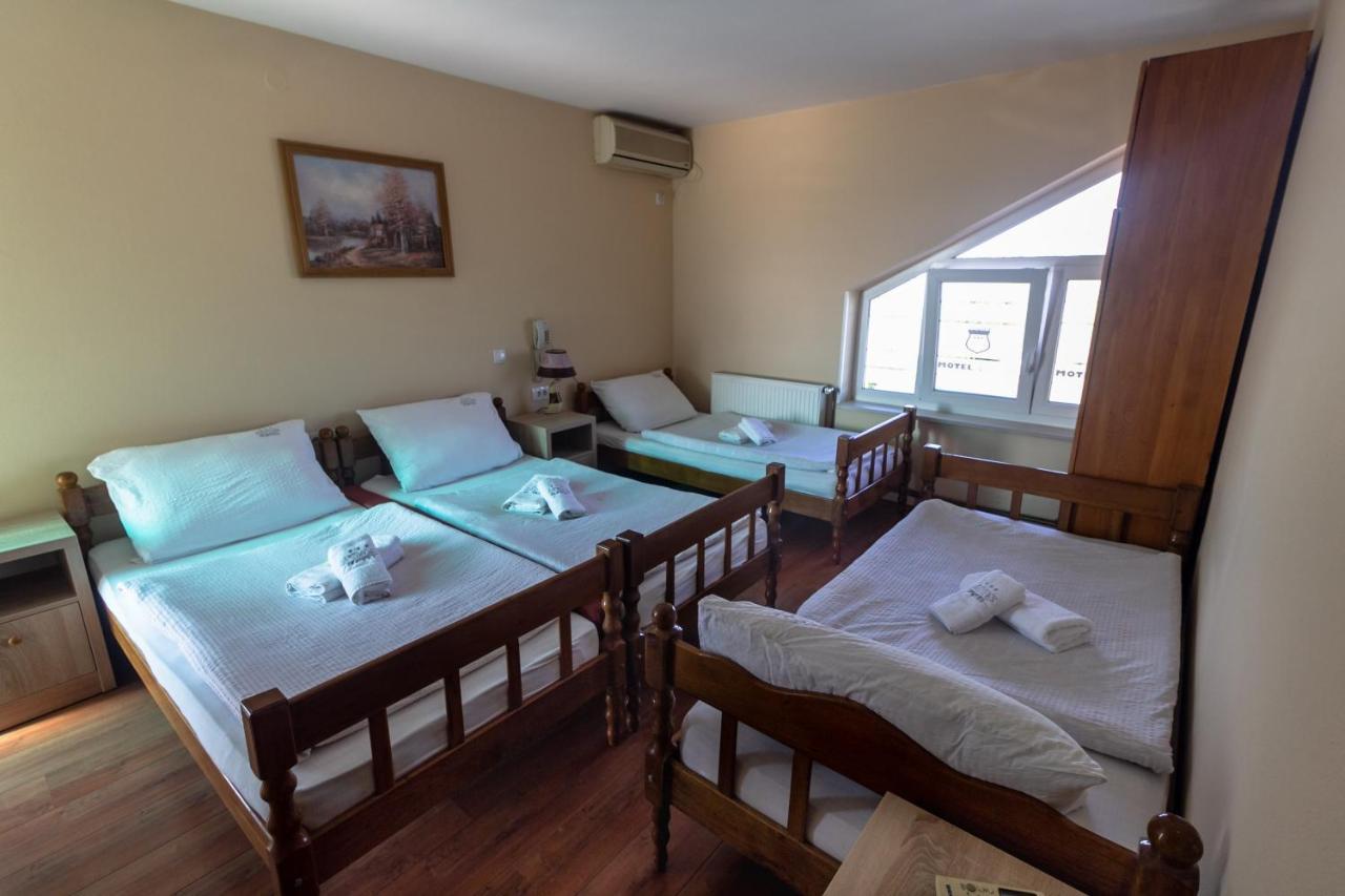Motel Atos Laktaši Exteriér fotografie