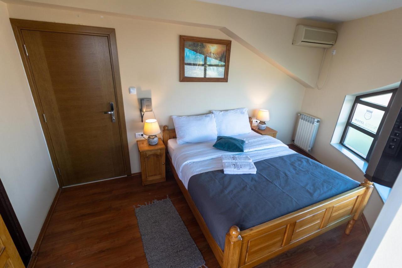 Motel Atos Laktaši Exteriér fotografie